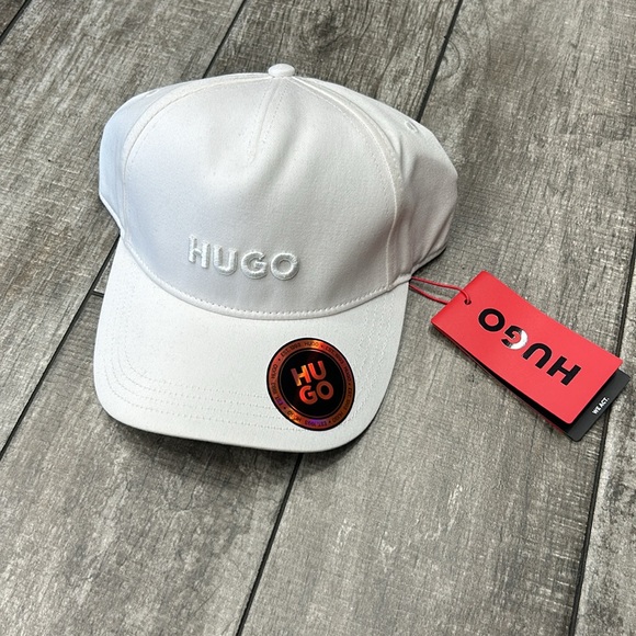 Price is Firm - 100% Authentic Hugo by Hugo Boss Men’s Hat / Cap - NWT Last One - Picture 1 of 9